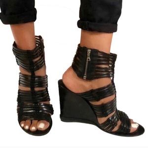 Sigerson Morrison Wedge Cage Sandal. Black.